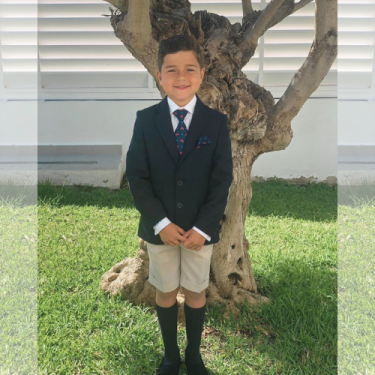 traje para pequeño